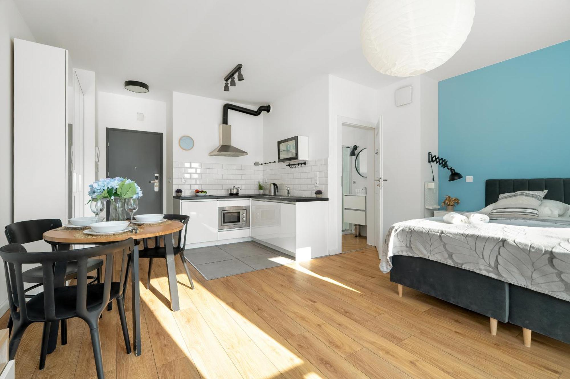 Klimatyczne I Nowoczesne Studio Very Berry W Poznaniu By Noclegi Renters Exteriör bild