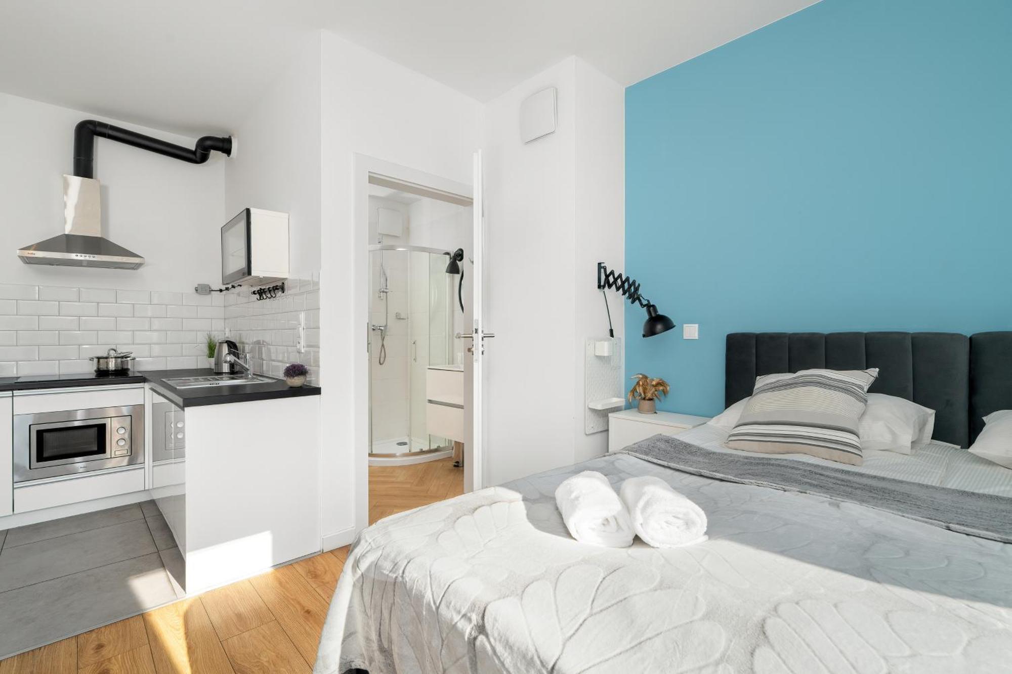 Klimatyczne I Nowoczesne Studio Very Berry W Poznaniu By Noclegi Renters Exteriör bild